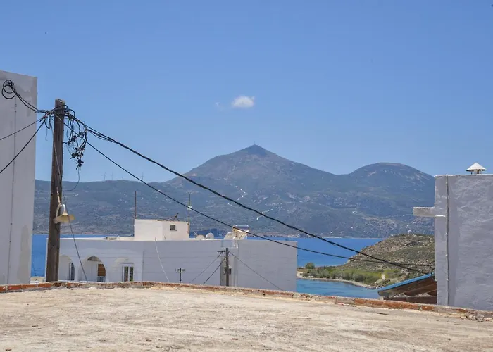 Nikola's House * Adamantas (Milos)